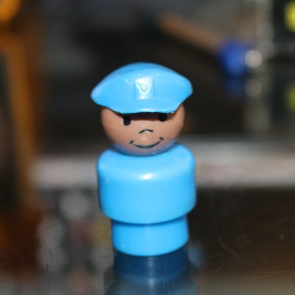 Vintage Fisher Price Little People Replacement Pilot Mailman Boy Blue Body #933 - Picture 1 of 1